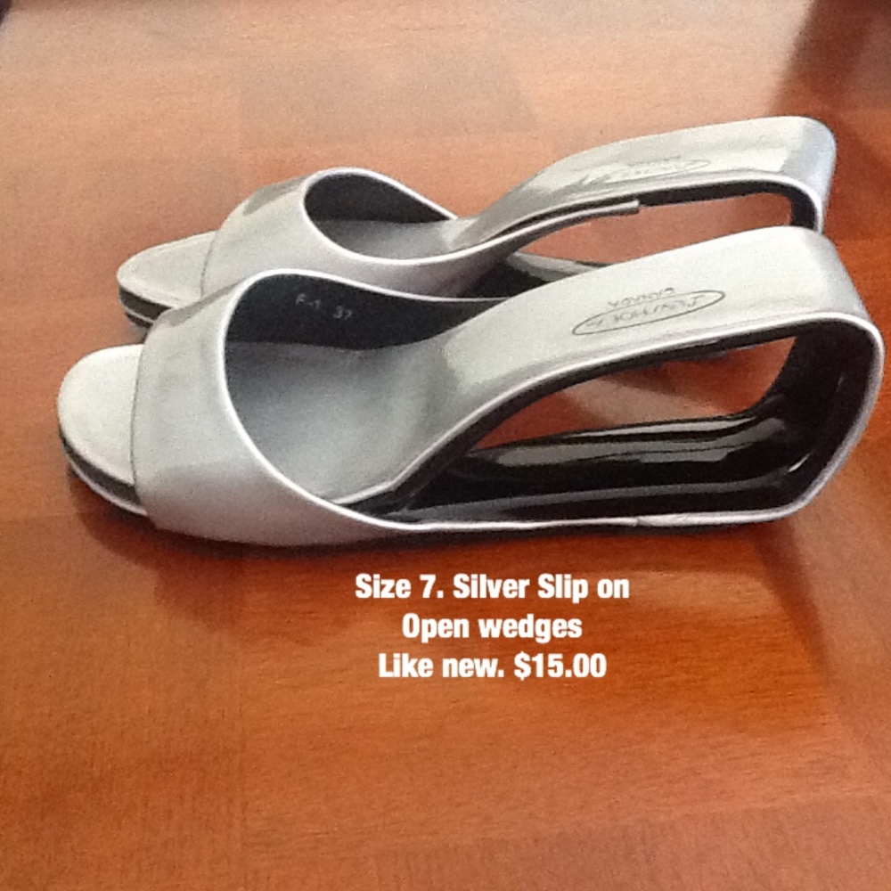 Shoes - Picture 2 of 3